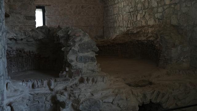 The ovens and the cistern